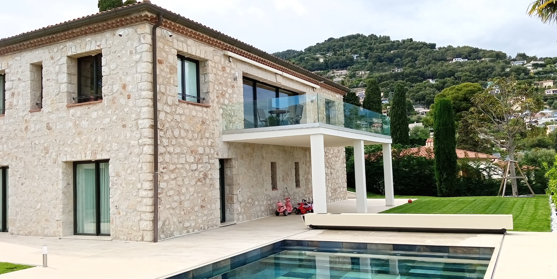 VILLA-M-1-LA-ROSA-ARCHITECTURE